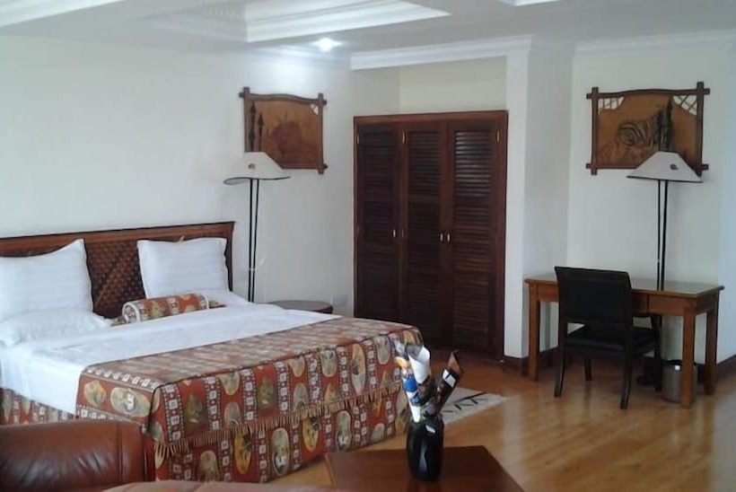 Отель Ngurdoto Mountain Lodge