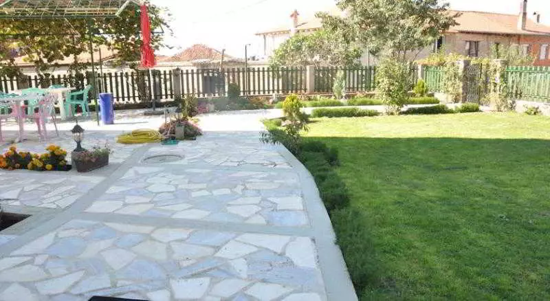 هتل Vila Damaja