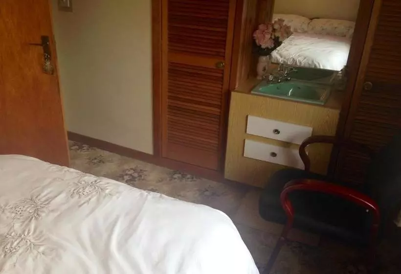 Aamiaismajoitus (B&B) Palm Grove Guesthouse