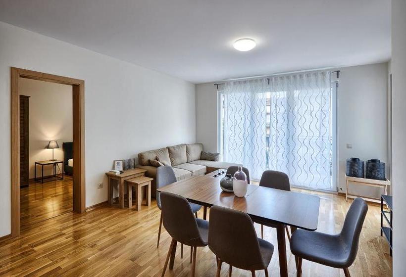 호텔 Baratero Club Apartments