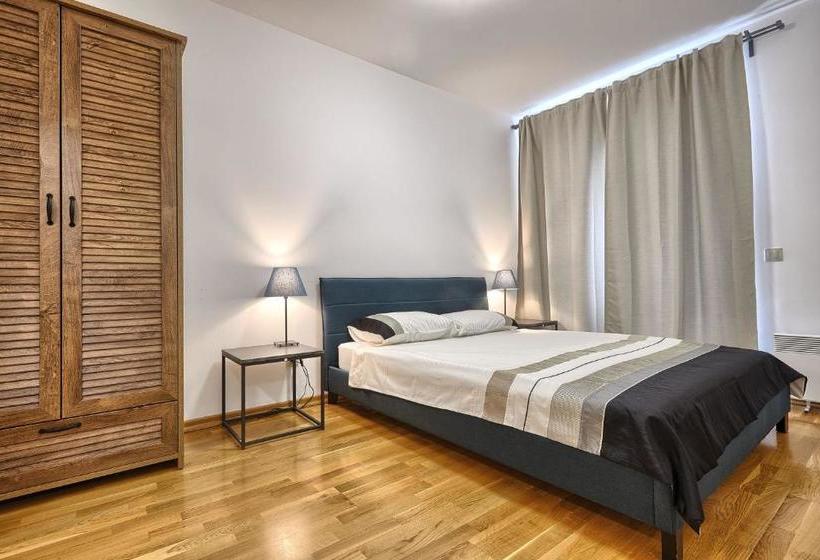 호텔 Baratero Club Apartments