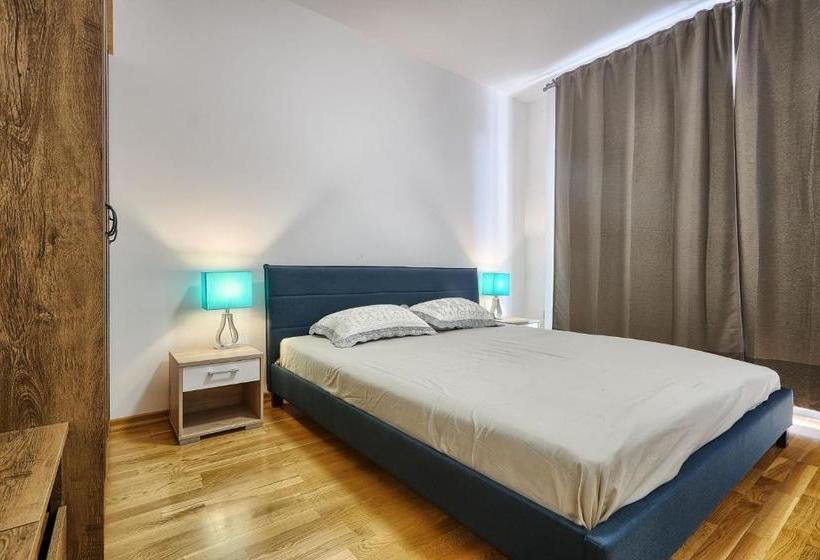 호텔 Baratero Club Apartments