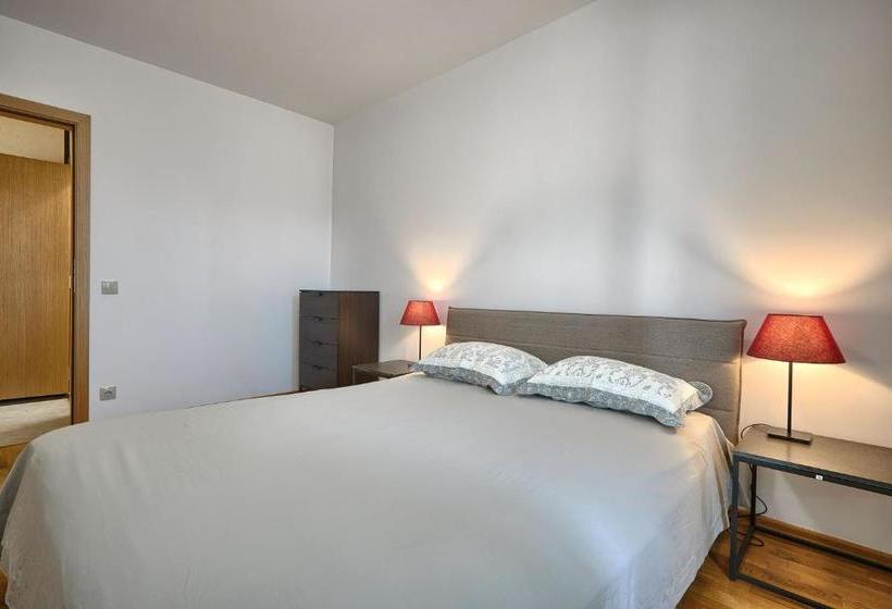 호텔 Baratero Club Apartments