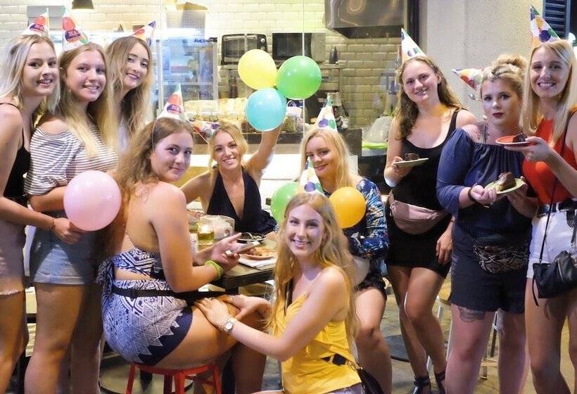 فندق Borough Capsule Hostel Bali