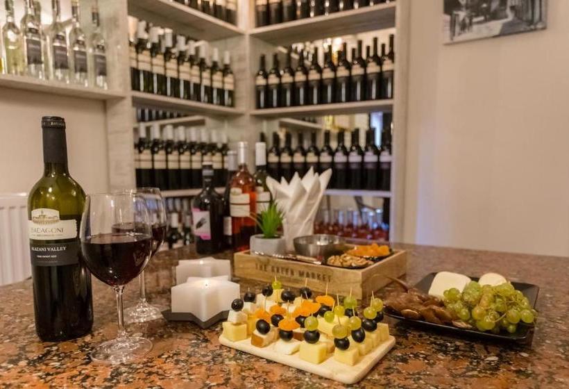 Отель Falcon Apartments  Meidan Boutique