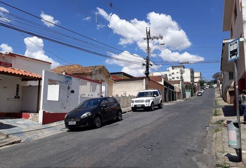 酒店 Flight Crew Hostel