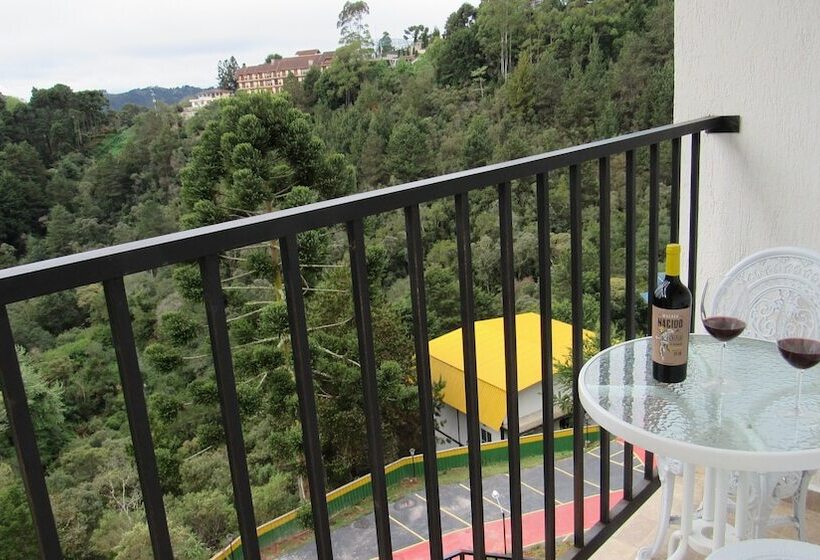 Hotel Golden Forest Pousada