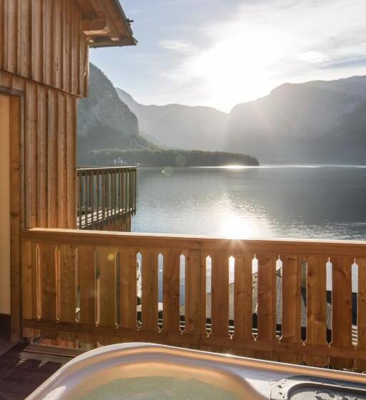 Отель Hallstatt Hideaway Adults Only