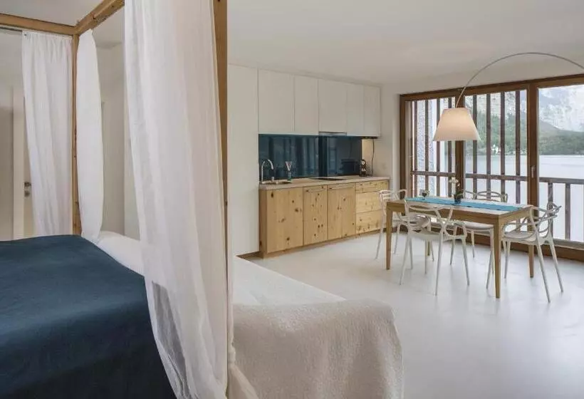 Hotelli Hallstatt Hideaway  Adults Only