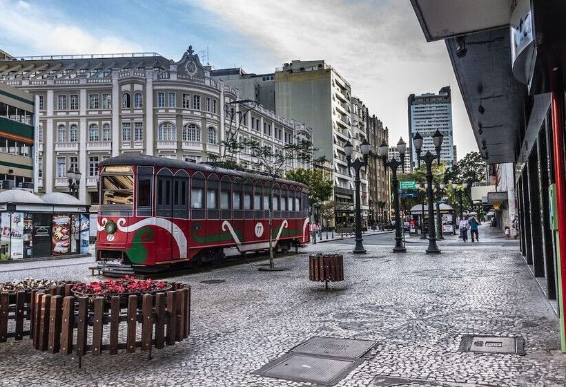 فندق Hostel Central Curitiba
