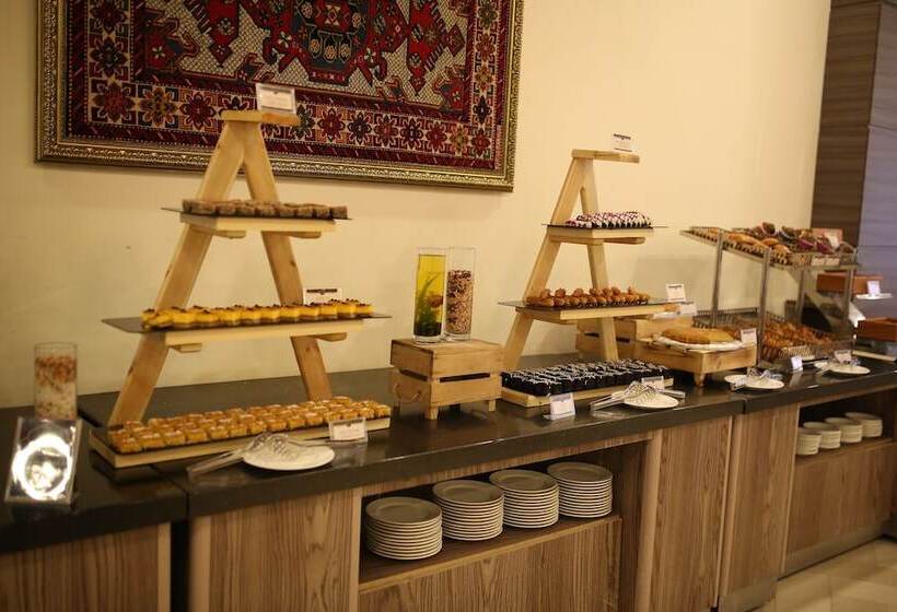 هتل Marxal Resort & Spa