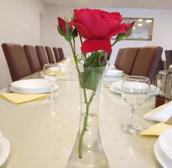 هتل Guest House Regina Mundi