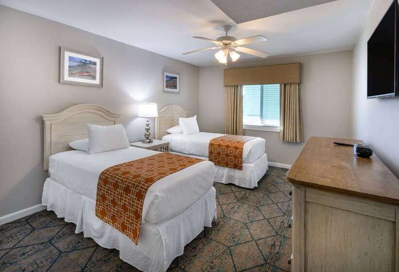 فندق Sandpebble Beach Club By Patton Hospitality