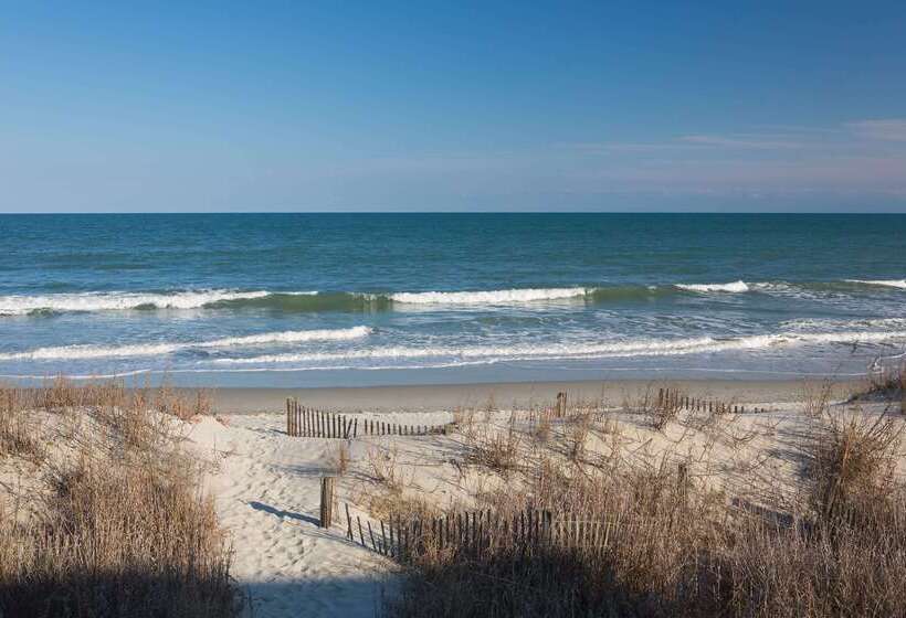 فندق Sandpebble Beach Club By Patton Hospitality