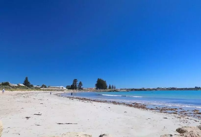 Hotelli Sea Vu Caravan Park