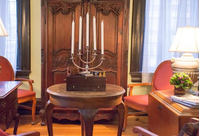 בית מלון כפרי The Historic Benner Mansion