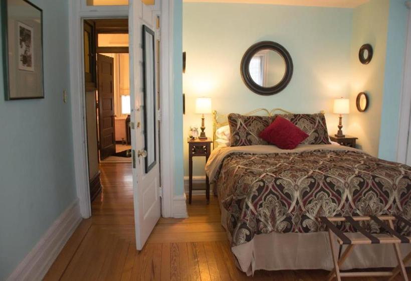 בית מלון כפרי The Historic Benner Mansion