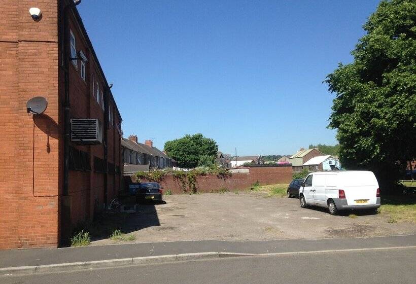 בית מלון כפרי The West Of England Tavern