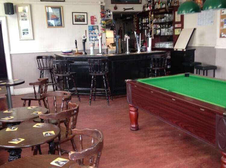 בית מלון כפרי The West Of England Tavern