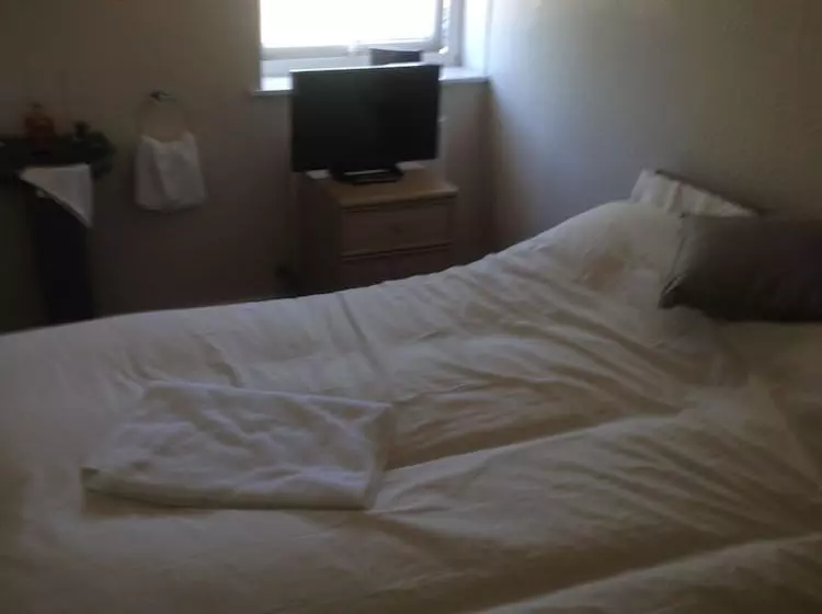 Hotelli The West Of England Tavern