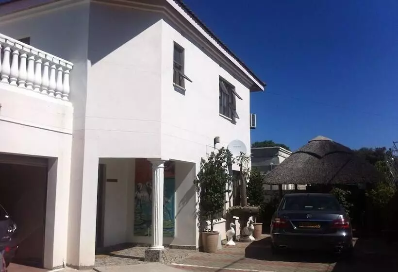 هتل Upper Room Guest House