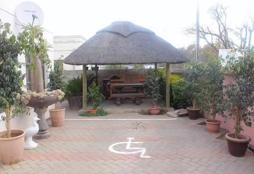 هتل Upper Room Guest House