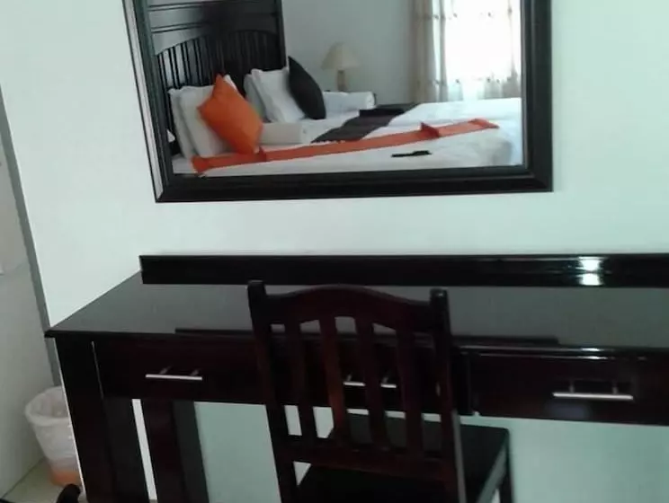 هتل Upper Room Guest House