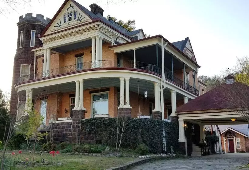 ホテル 1890 Williams House Inn