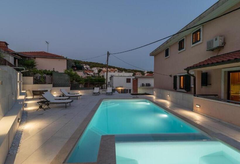 فندق Apartment Villa Lavandula   Swimming Pool View