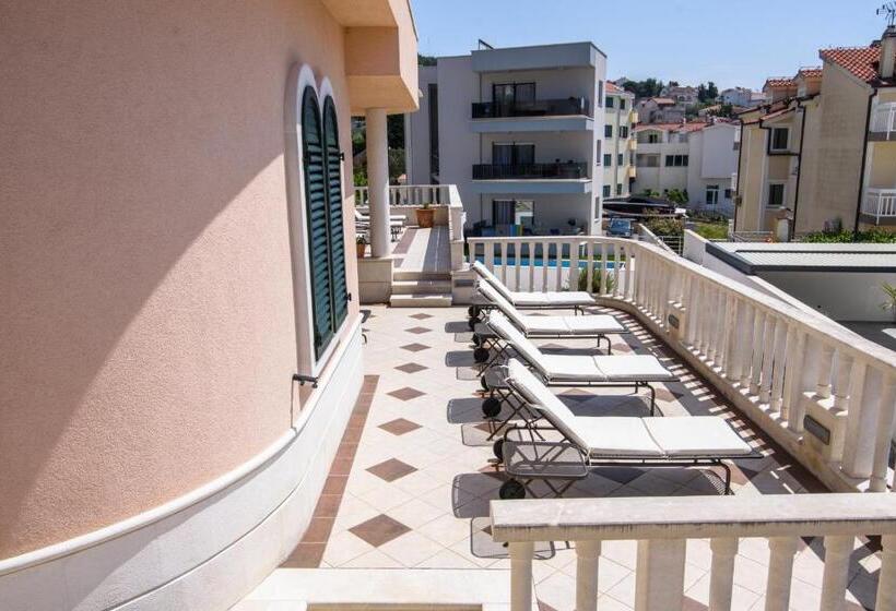 فندق Apartment Villa Lavandula   Swimming Pool View