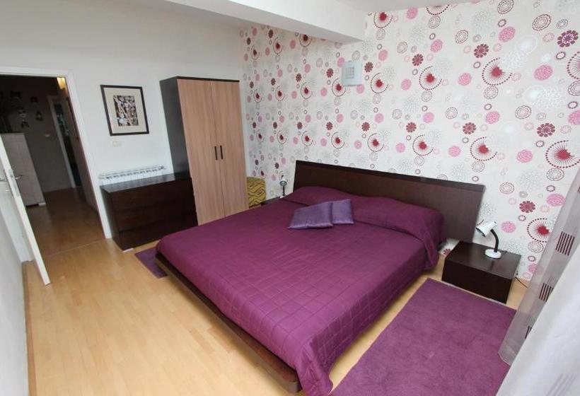 Fotos del hotel Apartments Romano:  2