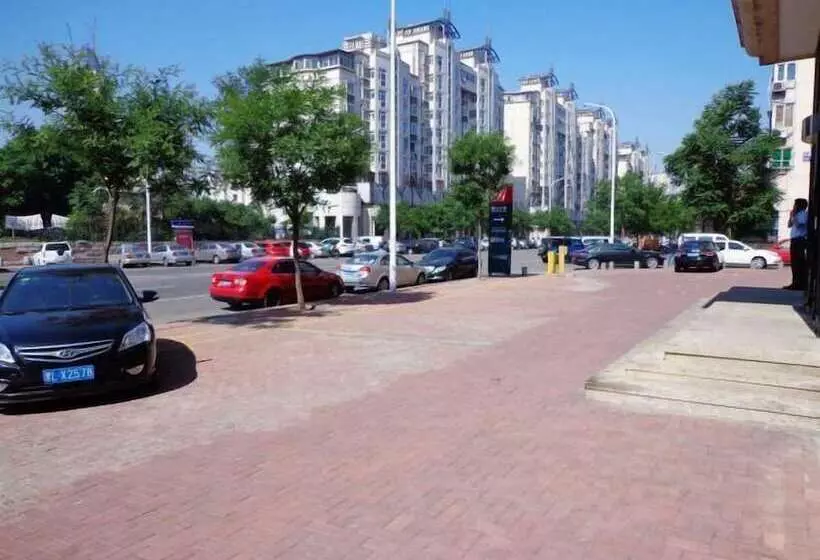 Hotelli Jinjiang Inn Tianjin Xinkai Road