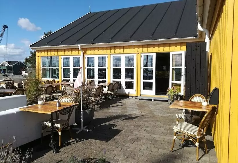 ホテル Kaløvig Bade