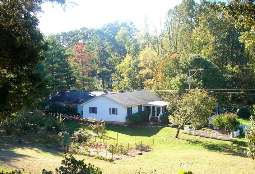 ホテル Meadow Gardens Bed And Breakfast