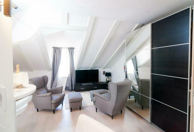 בית מלון כפרי Perla Luxury Rooms