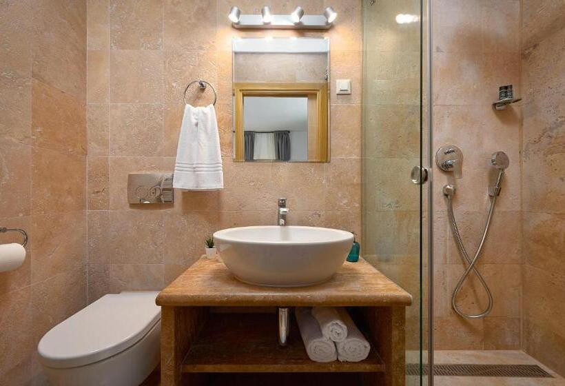 בית מלון כפרי Perla Luxury Rooms