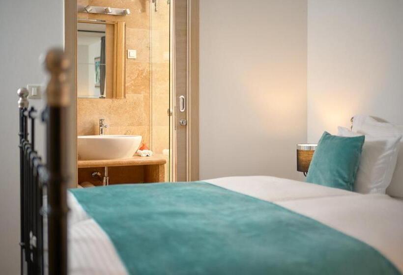 בית מלון כפרי Perla Luxury Rooms