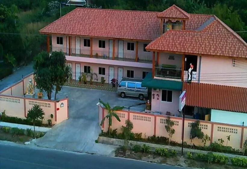 هتل Wattana Hill Resort