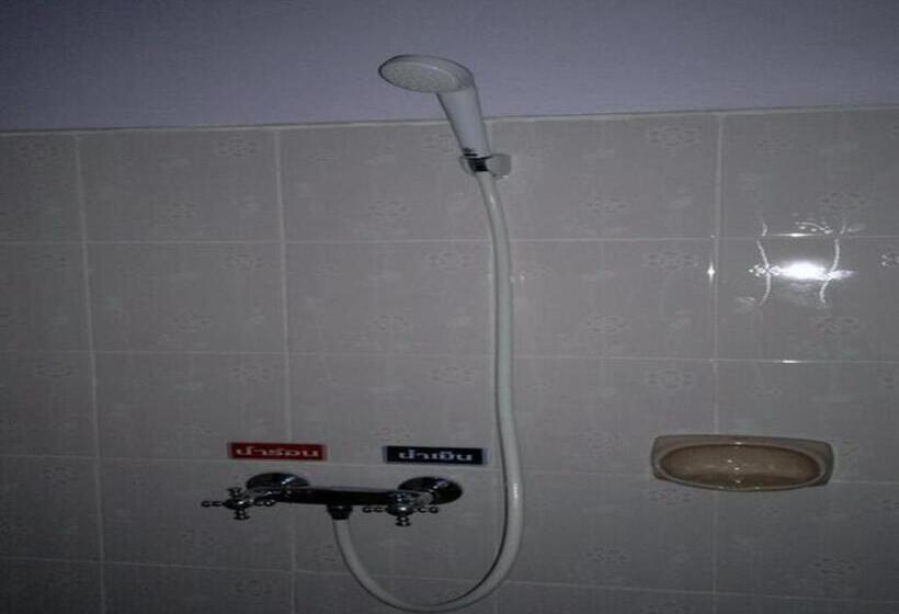 هتل Wattana Hill Resort