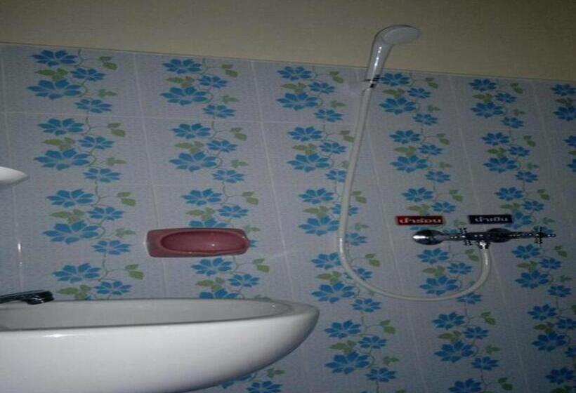 هتل Wattana Hill Resort