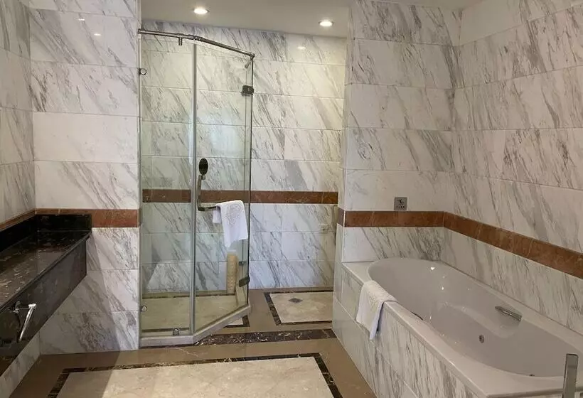 Jinling Cityview Hotel Zhenjiang