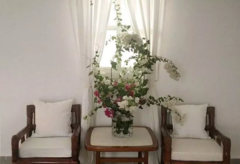 Le Koral Beach Hotel  Lekbh