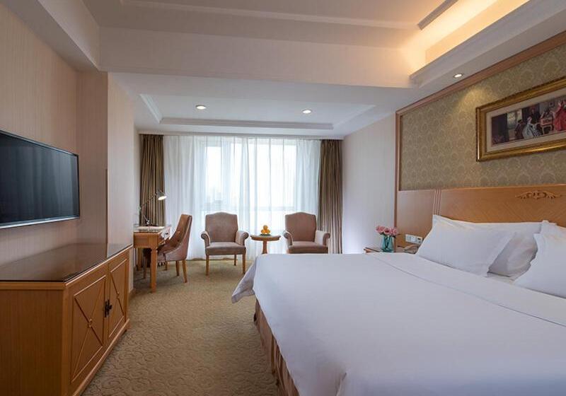 Vienna International Hotel Shenyang Railway Station