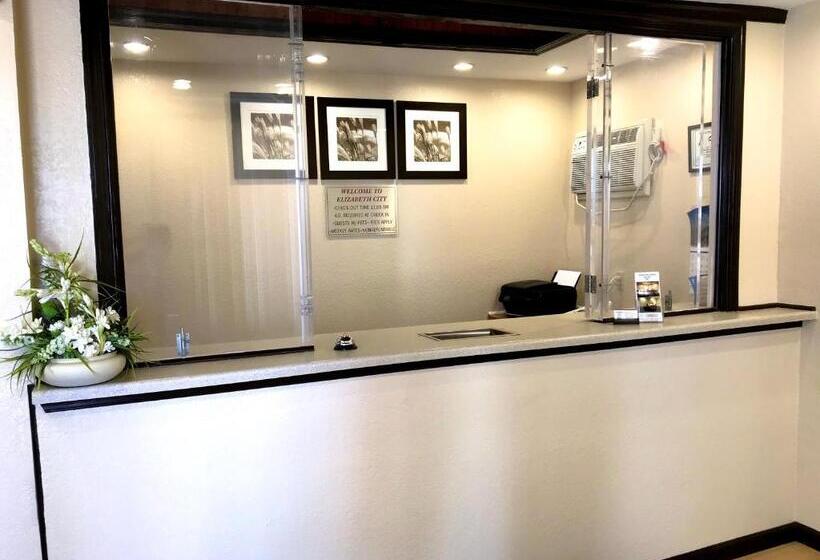 Отель Whistling Pines   Daily & Extended Stay, Elizabeth City