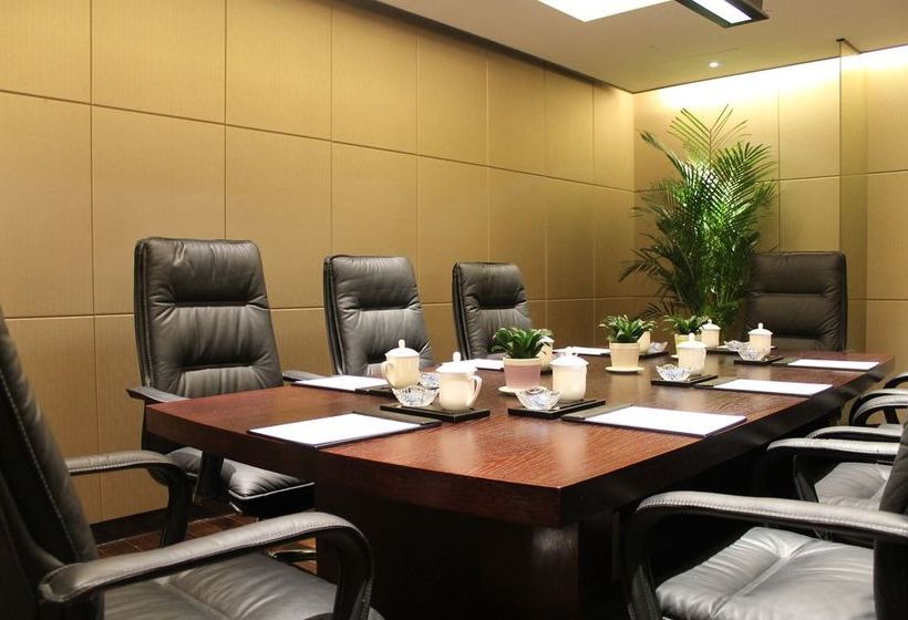 Отель World Trade Tonglu