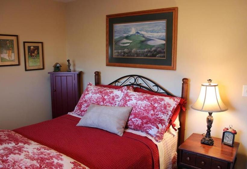 Hotel Avalyn Garden Bed And Breakfast