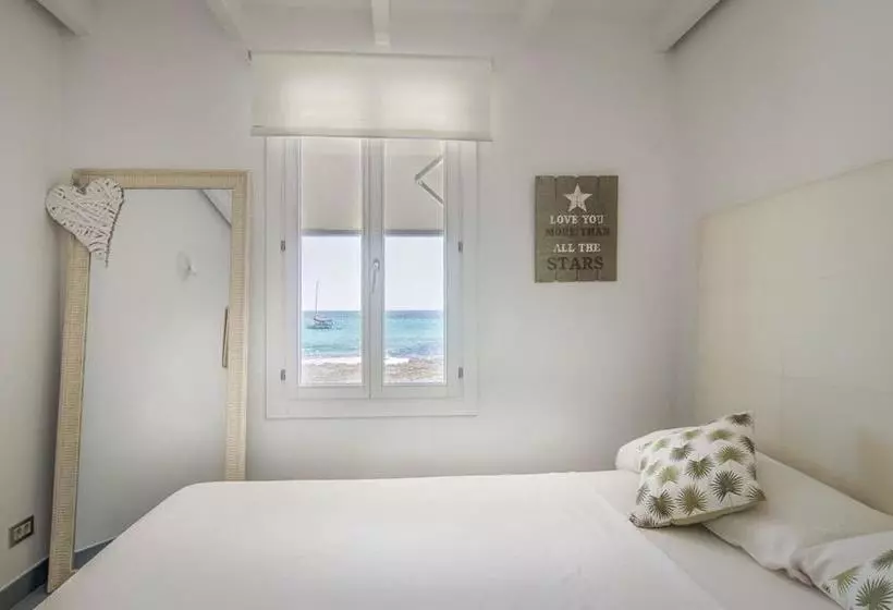 Hotelli Beach House Es Trenc