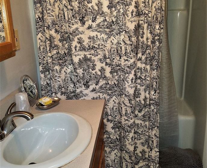 Отель Copper Kettle B&b