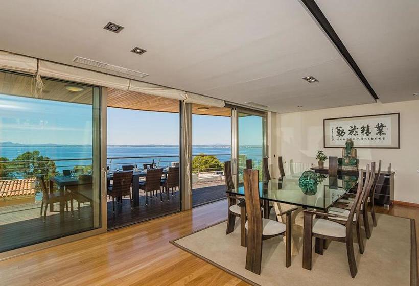 ホテル Delfin Luxe