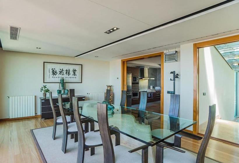 ホテル Delfin Luxe